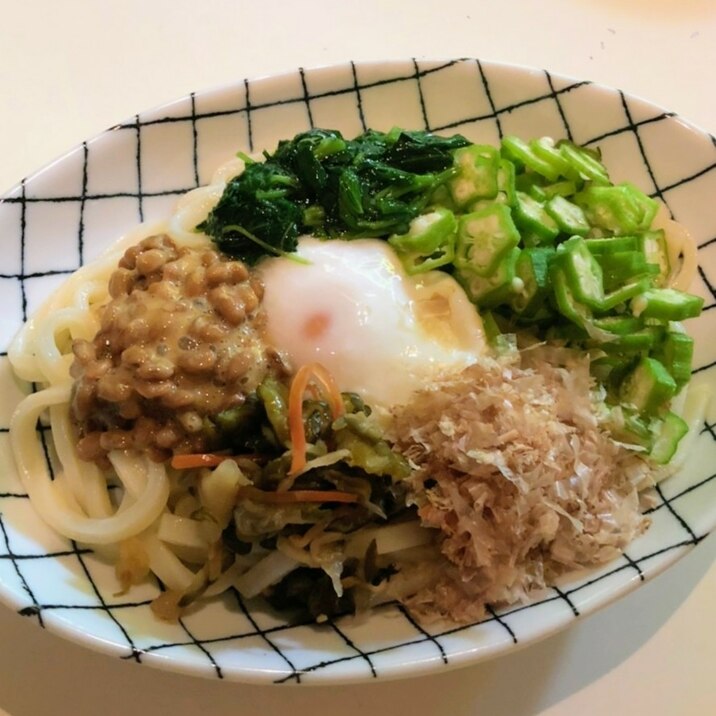 栄養満点！ぶっかけネバネバうどん